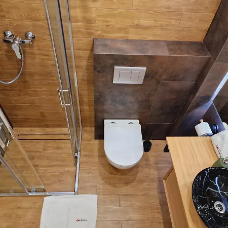 Widokowy Centrum * زاكوباني