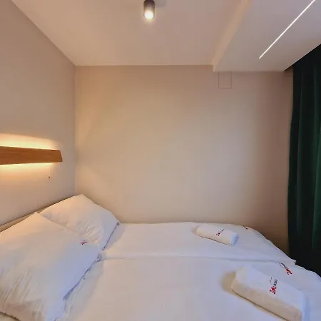 Widokowy Centrum * زاكوباني